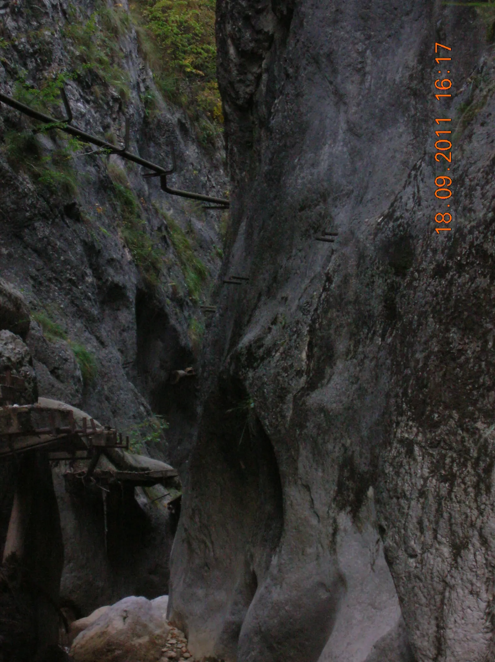 Fotografia 3 din 4, Cheile Șugăului – Munticelu