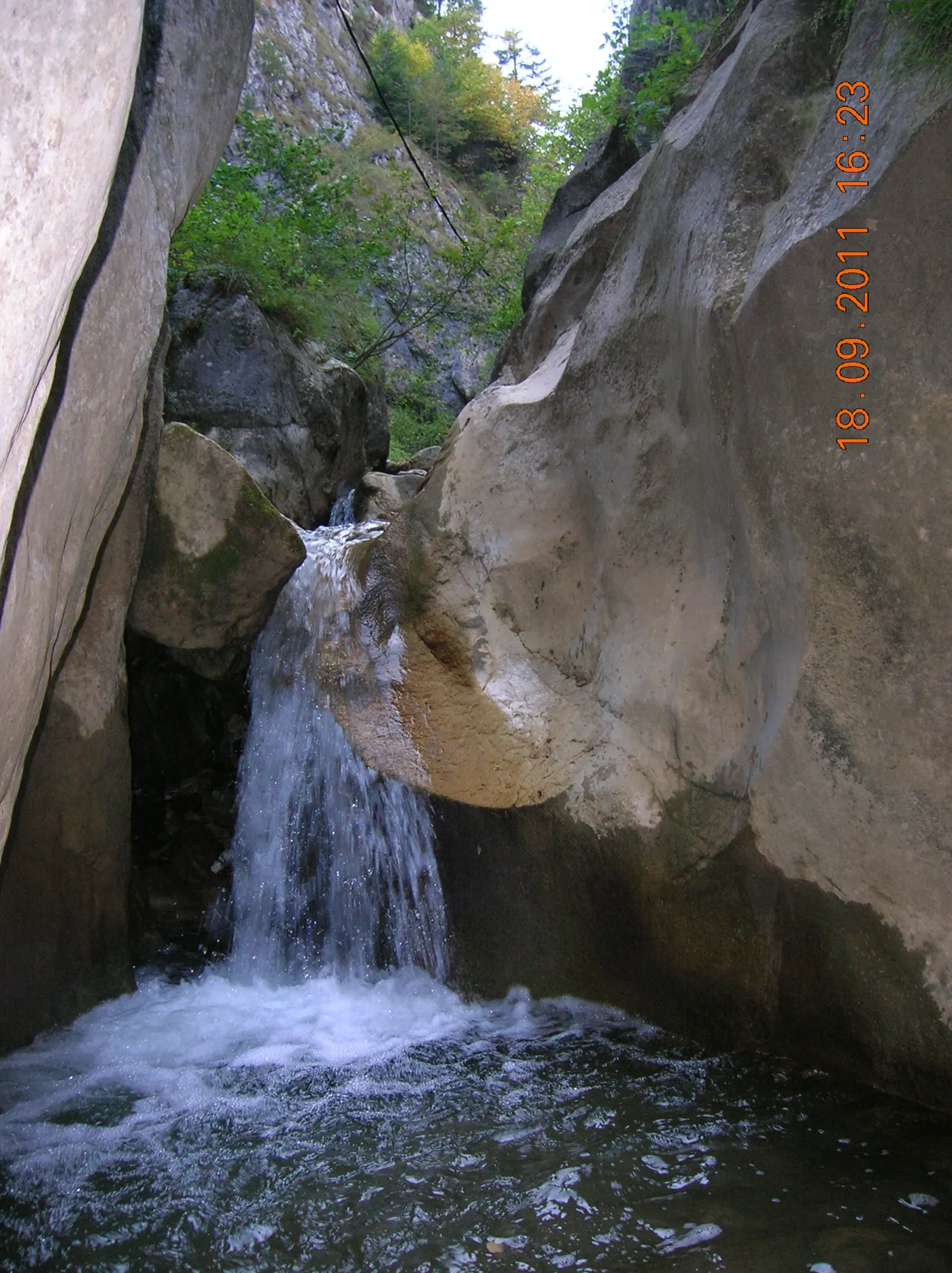 Fotografia 4 din 4, Cheile Șugăului – Munticelu