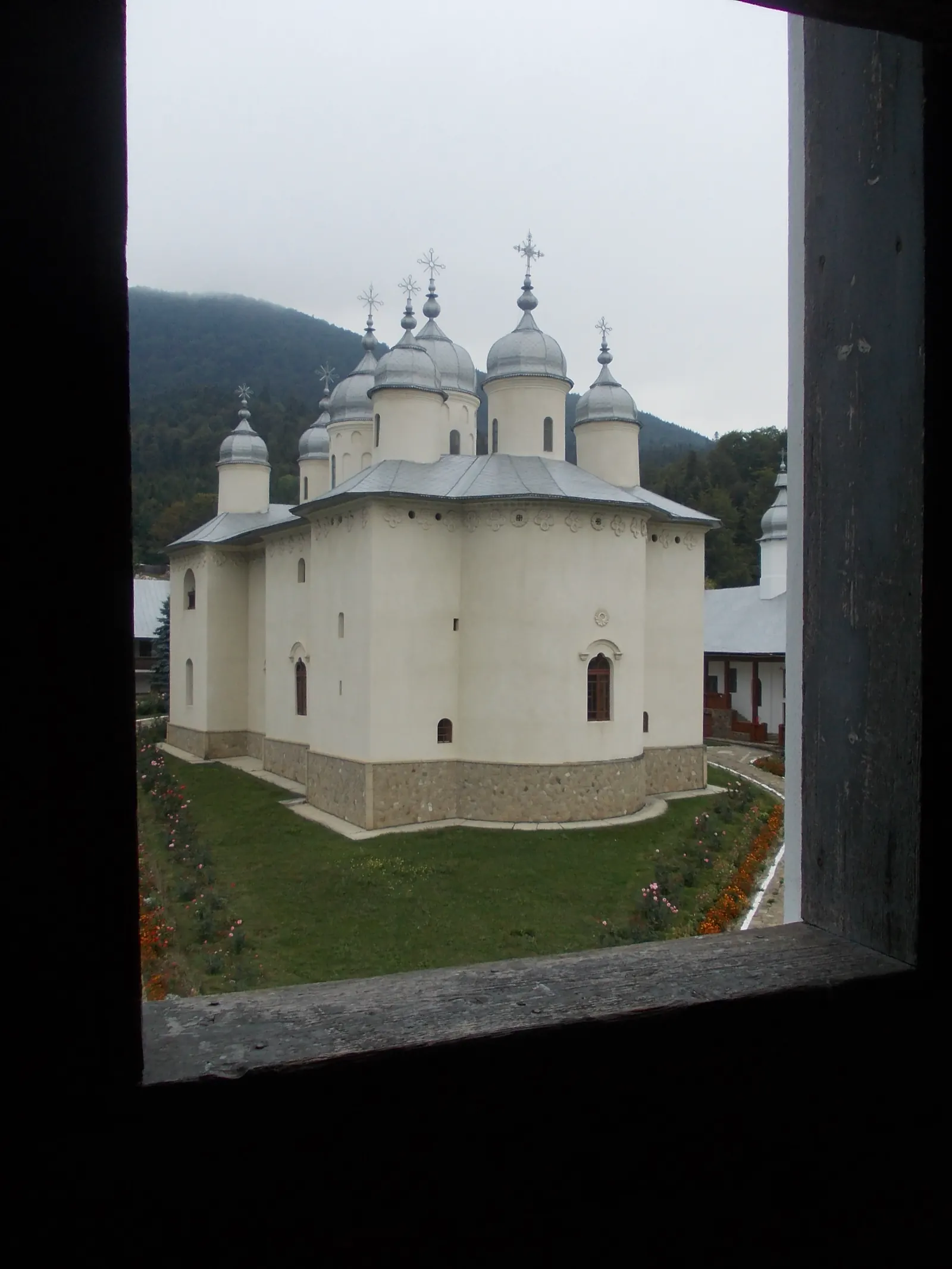 Fotografia 2 din 2, Mănăstirea Horaița