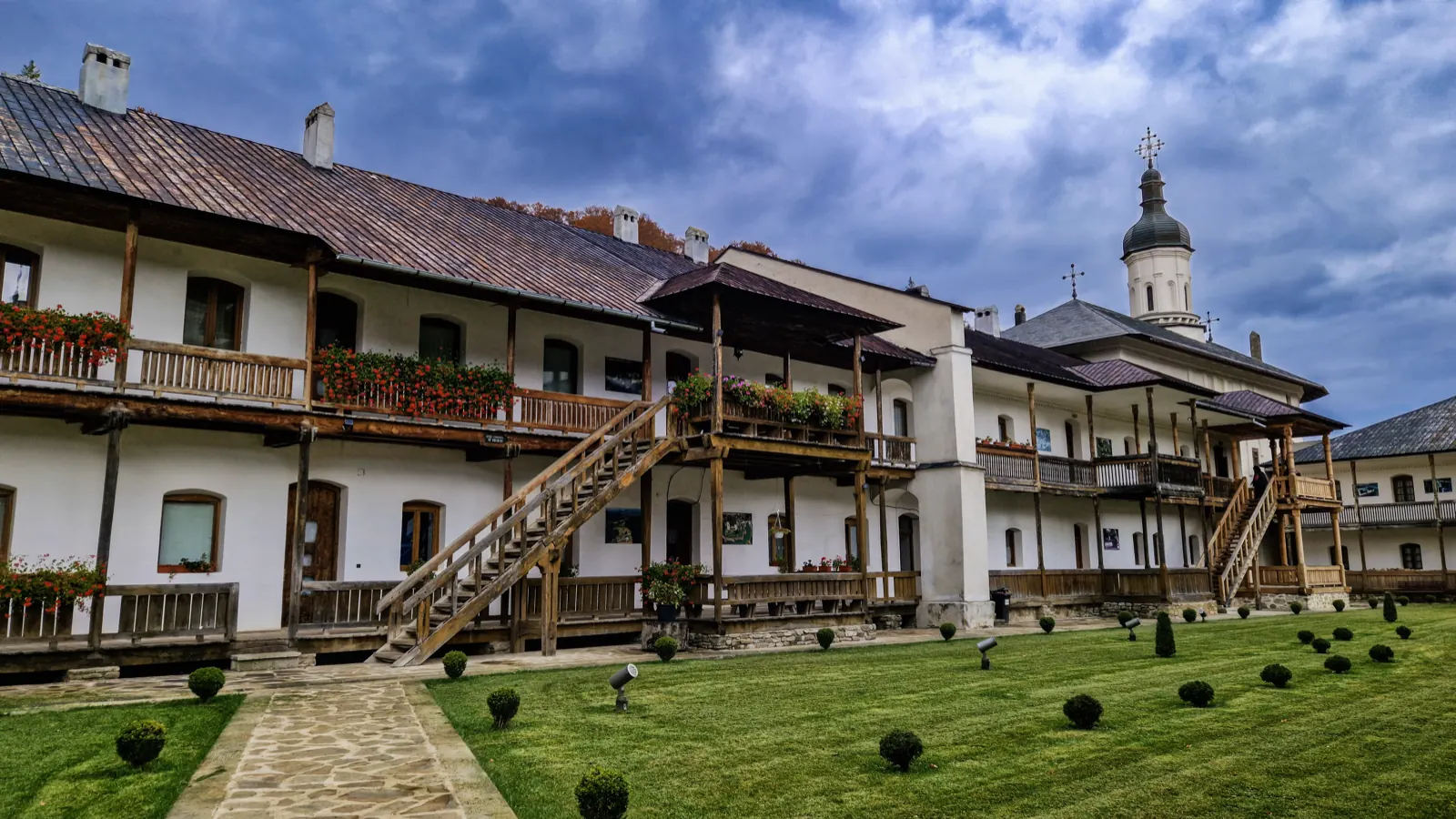 Fotografia 3 din 3, Mănăstirea Secu – Colecția muzeală