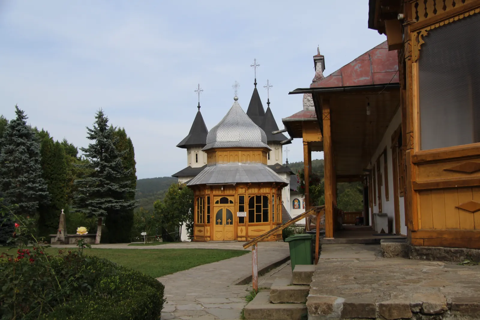 Fotografia 2 din 2, Mănăstirea Sihăstria