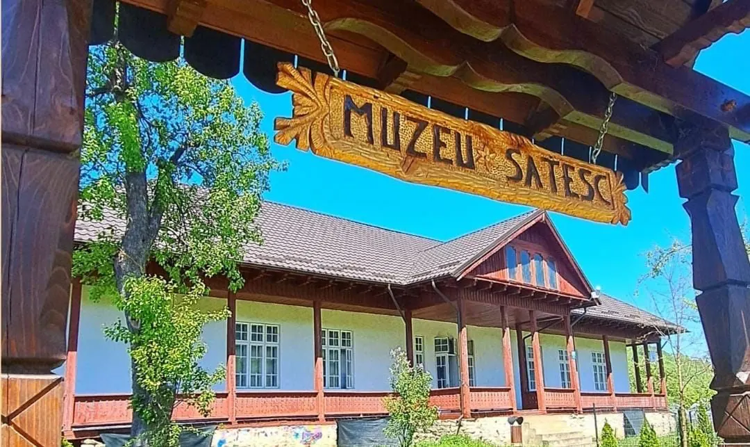 Fotografia 3 din 4, Muzeul Sătesc Ceahlău