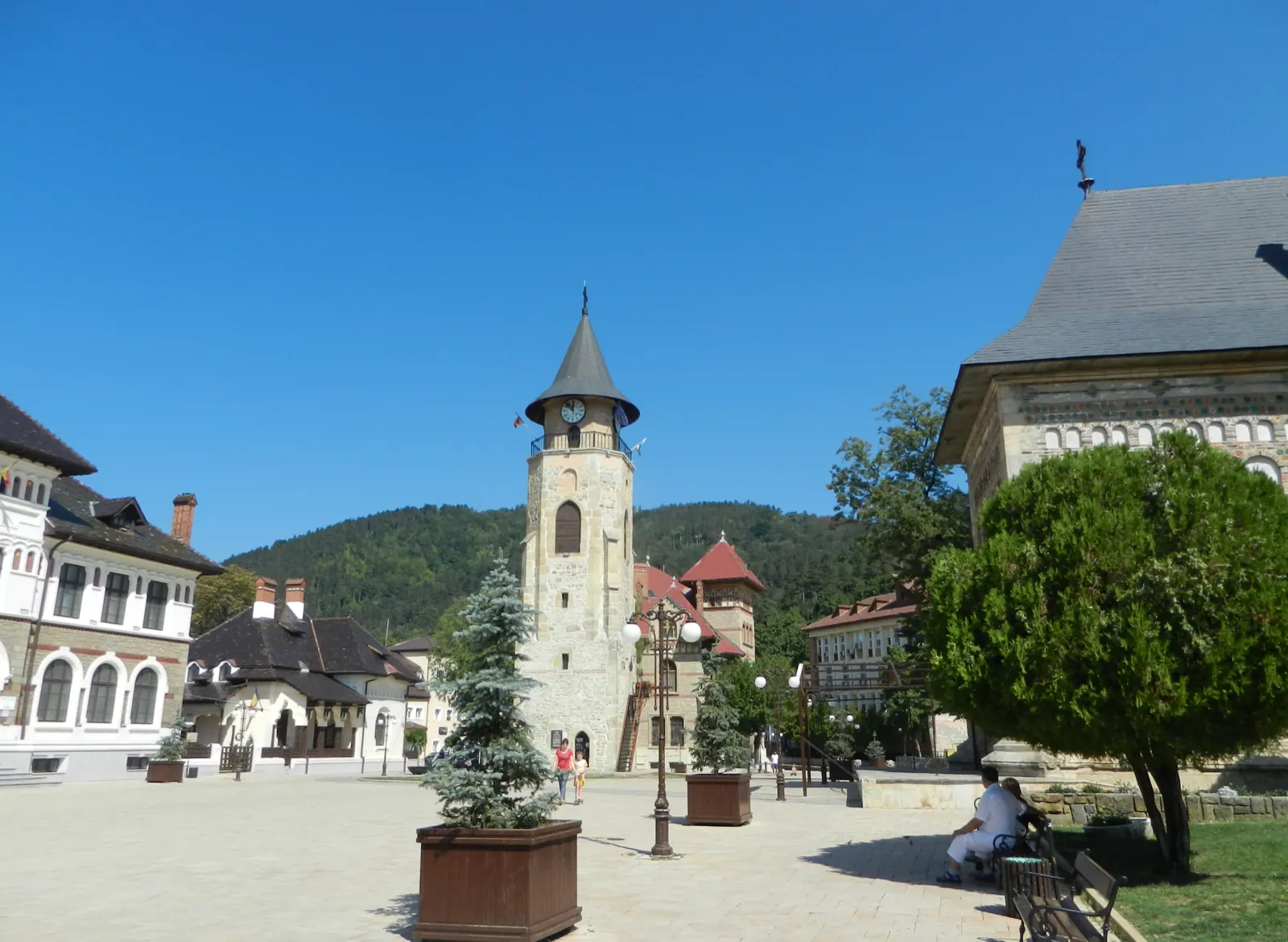 Fotografia 2 din 3, Turnul lui Ștefan (Turnul-clopotniță al Curții Domnești)
